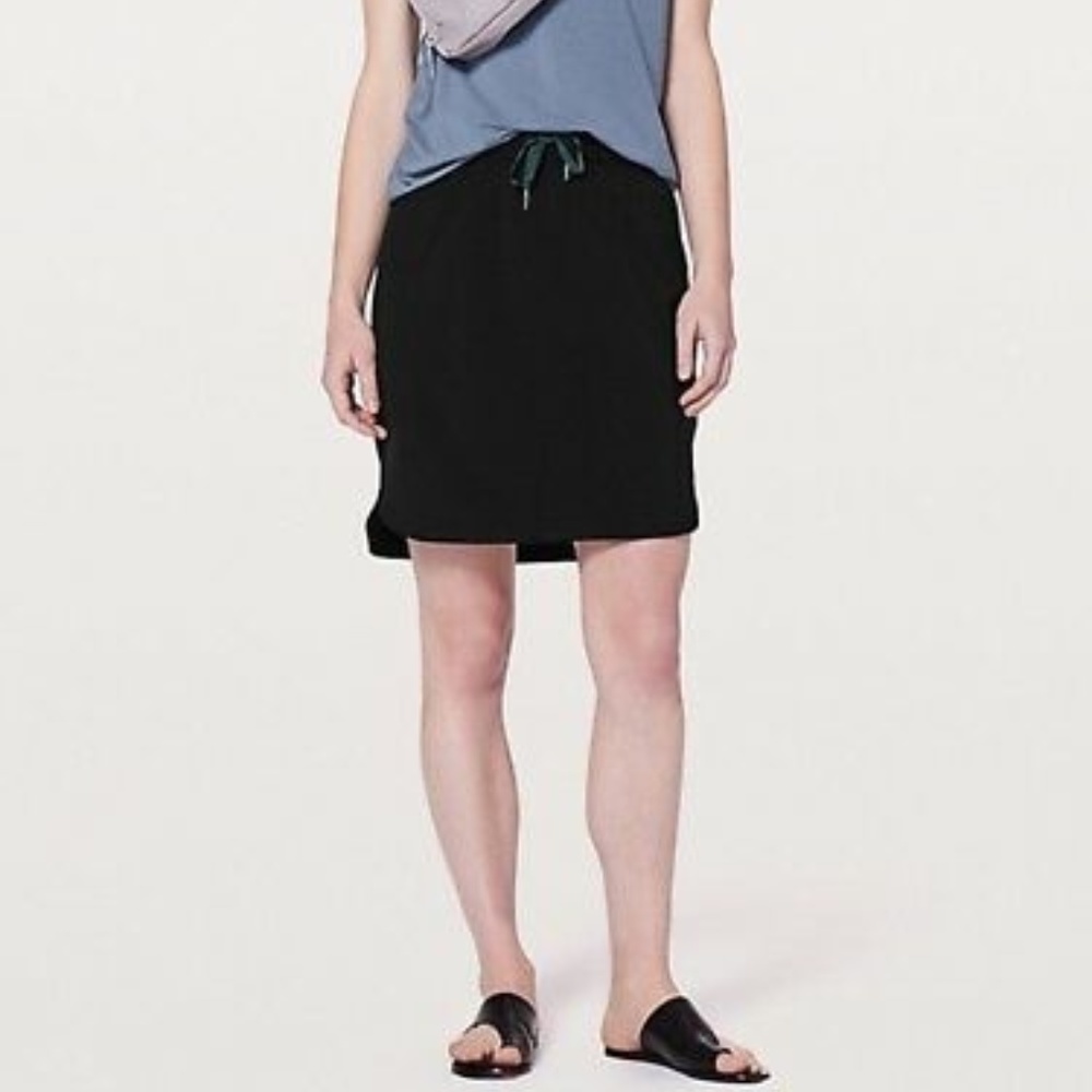 Lululemon On the Fly Skirt - Black - Woven